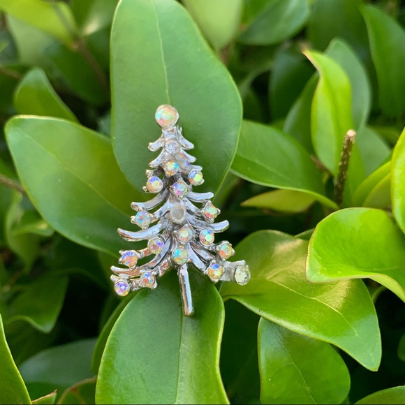 Small Silver Rhinestone Christmas Tree Brooch/Pin - Picture 3 of 8